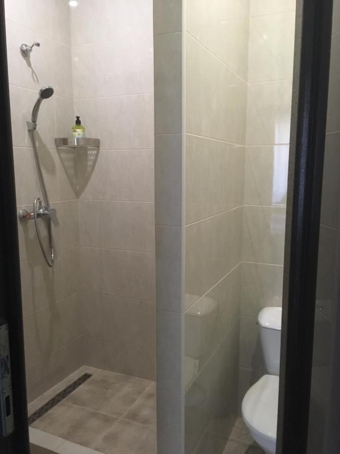 Міні-Готель Нептун Rivne Extérieur photo